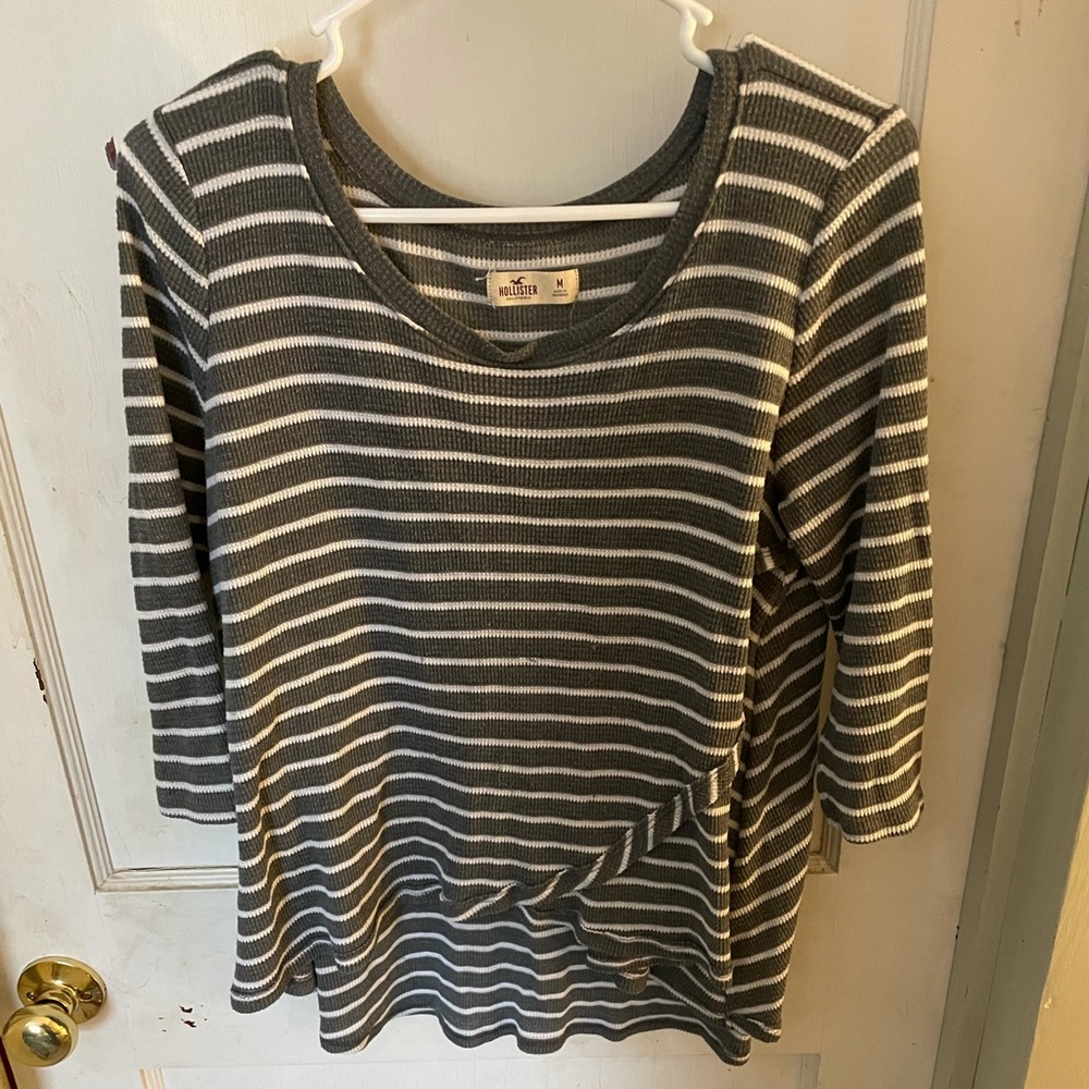 2 Hollister shirts
